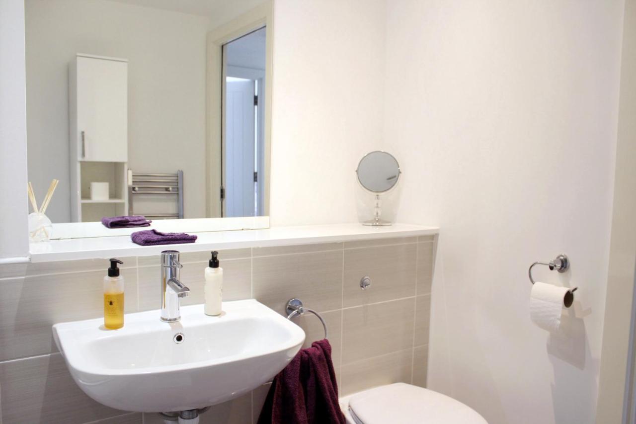 Bridgewater House - Private Room & Bathroom Near Etihad And Coop Arena Mánchester Exterior foto
